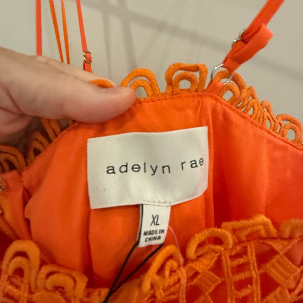 NWT Adelyn Rae midi dress.XL. Lace, spaghetti adjustable straps, lined to knee. - Picture 6 of 10